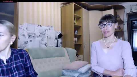 Snapshot of cute_lion_ chatting on November 2025 12:04:01 PM cute_lion_ online show from November 2025 12:04:01 PM