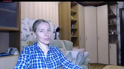 Snapshot of cute_lion_ chatting on November 2025 11:24:01 PM cute_lion_ online show from November 2025 11:24:01 PM