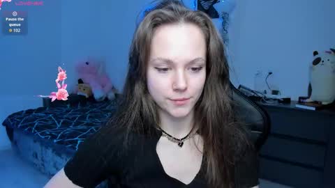 Emily online show from November 2025 07:05:02 PM
