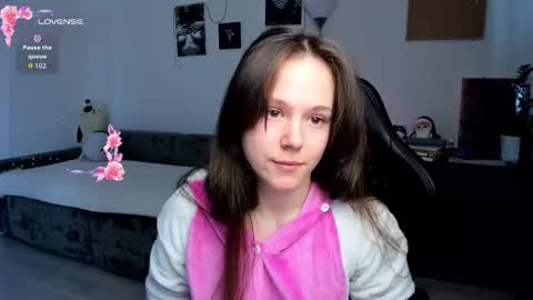 Emily online show from February 2026 08:13:01 AM