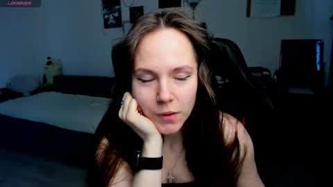 Emily online show from March 2026 04:06:02 AM