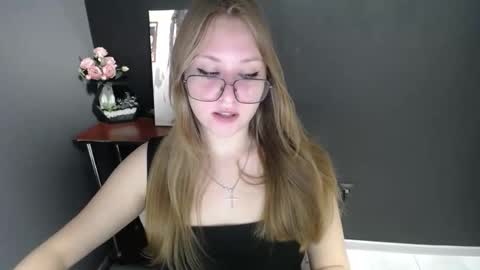 Veronica online show from October 2025 08:06:01 AM