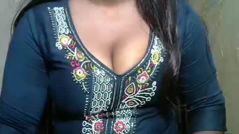 Snapshot of cute_payalji chatting on May 2026 02:49:02 AM alia online show from May 2026 02:49:02 AM