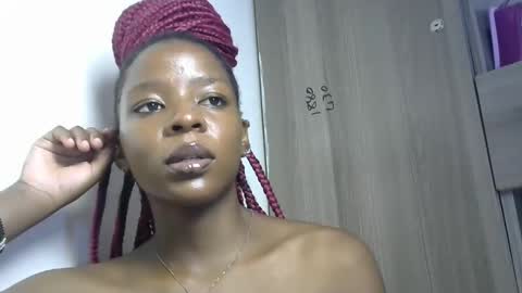 Snapshot of cute_sexy3 chatting on January 2025 12:27:01 PM SHARON online show from January 2025 12:27:01 PM