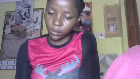 Snapshot of cute_sexy3 chatting on November 2025 08:31:01 PM SHARON online show from November 2025 08:31:01 PM