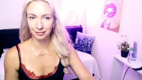 Snapshot of cute_smile_shy chatting on July 2026 10:40:02 PM cute_smile_shy online show from July 2026 10:40:02 PM