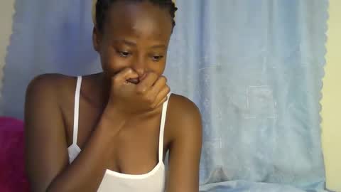 cute_sonny online show from October 2025 05:44:01 PM