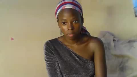 cute_sonny online show from November 2025 12:49:01 PM