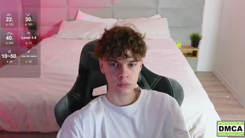 Thomas -  online show from February 2025 08:13:02 PM