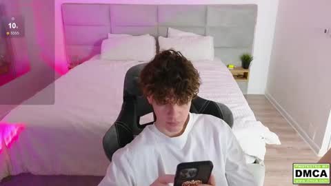 Thomas -  online show from February 2025 05:30:02 PM