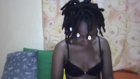 cute_xeniah online show from October 2025 03:06:01 AM