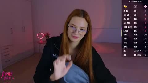 Ariel online show from October 2025 04:41:01 PM