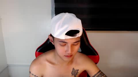 Snapshot of cuteasiancock98 chatting on July 2026 02:05:17 AM Steph online show from July 2026 02:05:17 AM