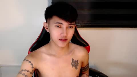 Snapshot of cuteasiancock98 chatting on July 2026 08:33:02 PM Steph online show from July 2026 08:33:02 PM