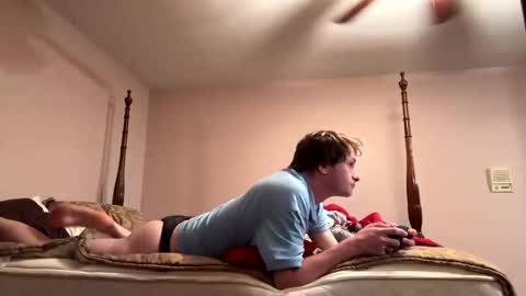 cuteboii29 online show from September 2025 01:42:02 AM