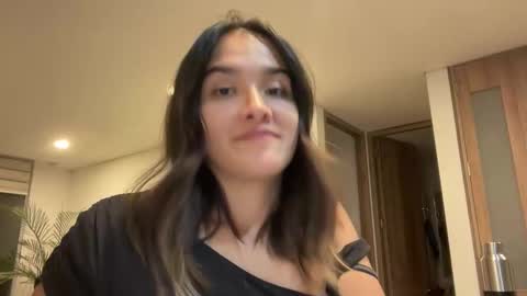 Snapshot of cutebunny_21 chatting on February 2026 12:55:02 AM CuteBunny 21 online show from February 2026 12:55:02 AM