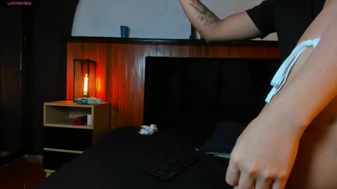 cutebutharder online show from April 2026 04:48:01 AM