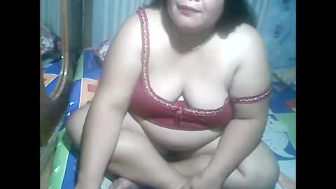 Snapshot of cutechubbyasian chatting on April 2026 09:08:01 PM cutechubbyasian online show from April 2026 09:08:01 PM