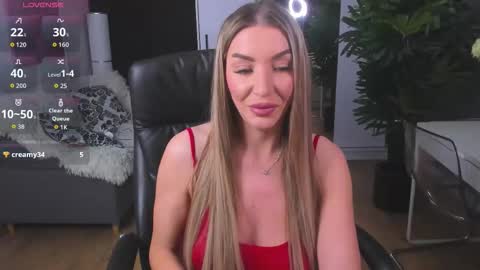 Snapshot of cutee_lexy chatting on November 2025 01:44:02 PM Lexy online show from November 2025 01:44:02 PM