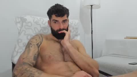 Snapshot of cuteeboy chatting on February 2025 11:15:01 PM cuteeboy online show from February 2025 11:15:01 PM