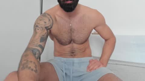 Snapshot of cuteeboy chatting on February 2025 11:00:02 AM cuteeboy online show from February 2025 11:00:02 AM