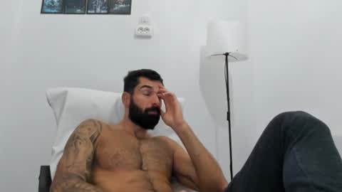 Snapshot of cuteeboy chatting on October 2025 06:32:02 AM cuteeboy online show from October 2025 06:32:02 AM