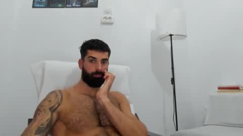 Snapshot of cuteeboy chatting on October 2025 08:15:02 AM cuteeboy online show from October 2025 08:15:02 AM