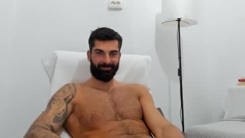 Snapshot of cuteeboy chatting on October 2025 08:03:02 PM cuteeboy online show from October 2025 08:03:02 PM