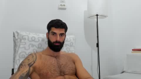 Snapshot of cuteeboy chatting on November 2025 09:03:02 PM cuteeboy online show from November 2025 09:03:02 PM