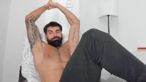 Snapshot of cuteeboy chatting on November 2025 07:31:02 AM cuteeboy online show from November 2025 07:31:02 AM