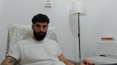 cuteeboy online show from December 2025 08:49:01 PM