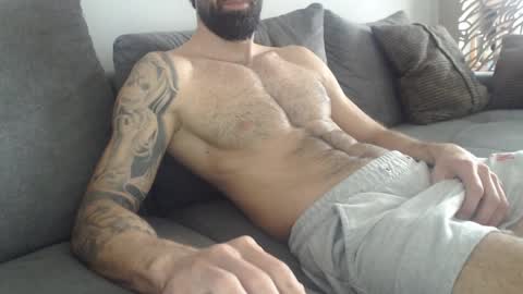 cuteeboy online show from March 2026 08:26:33 AM