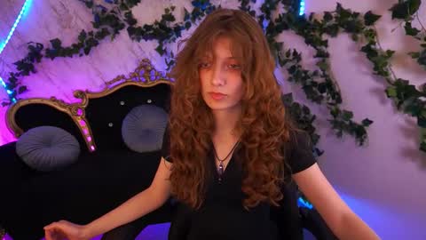 Foxy online show from October 2025 01:56:02 PM