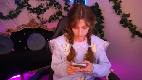 Foxy online show from November 2025 02:53:02 PM