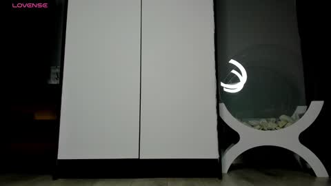 Snapshot of cuteemouse chatting on February 2025 01:38:02 PM Anna online show from February 2025 01:38:02 PM