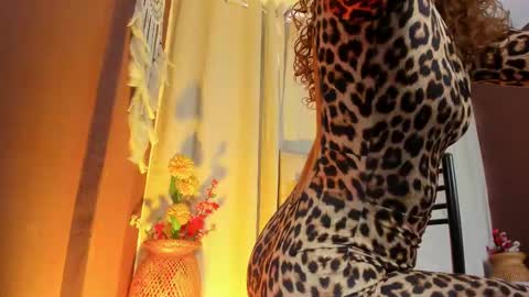 cutefernanda7 online show from October 2025 02:41:01 PM