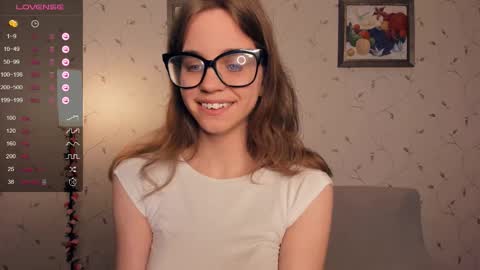 Melisa online show from November 2025 08:30:02 PM