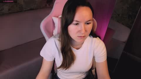 Snapshot of cuteglory chatting on February 2026 02:11:01 AM cuteglory online show from February 2026 02:11:01 AM