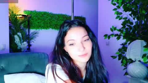 Snapshot of cuteness__girl chatting on October 2025 09:37:01 AM cuteness__girl online show from October 2025 09:37:01 AM