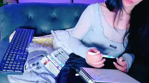 Snapshot of cuteness__girl chatting on December 2025 07:39:01 AM cuteness__girl online show from December 2025 07:39:01 AM