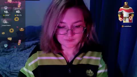 Snapshot of cutepie33 chatting on September 2025 04:52:02 PM cutepie33 online show from September 2025 04:52:02 PM