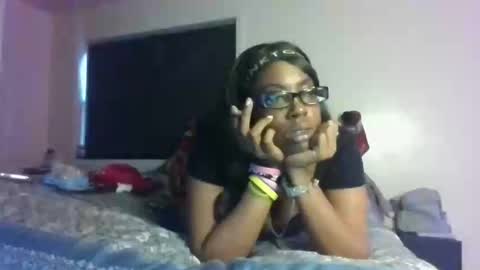 mary mack online show from November 2025 03:38:01 AM