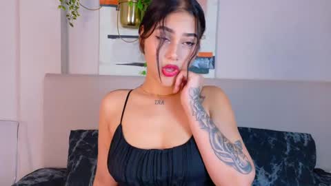 cutewofy online show from May 2026 07:08:01 PM