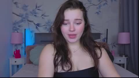 Nika  online show from December 2025 10:50:01 PM