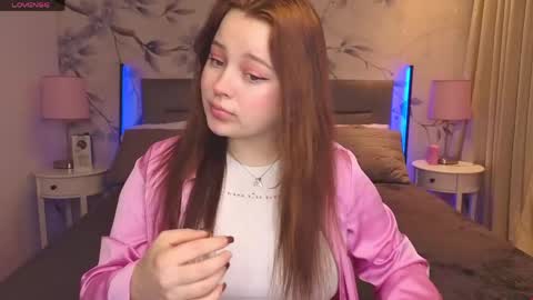 Nika  online show from April 2026 08:03:02 PM