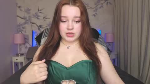 Snapshot of cutie__cutiee_ chatting on May 2026 02:12:02 PM Nika online show from May 2026 02:12:02 PM