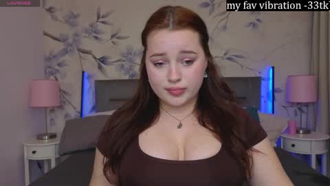 Snapshot of cutie__cutiee_ chatting on May 2026 01:05:01 PM Nika online show from May 2026 01:05:01 PM