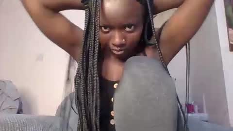 cutie_choco online show from April 2026 05:48:02 PM