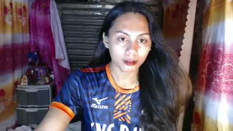 cutie_rona online show from December 2025 11:06:01 AM