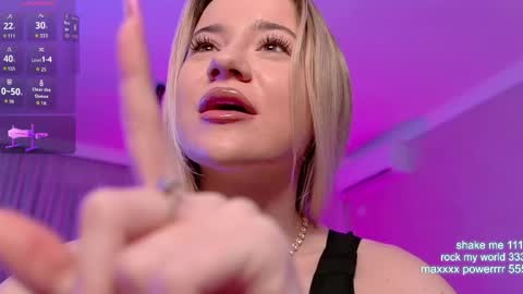 cutiepie69__ online show from May 2026 07:19:01 PM